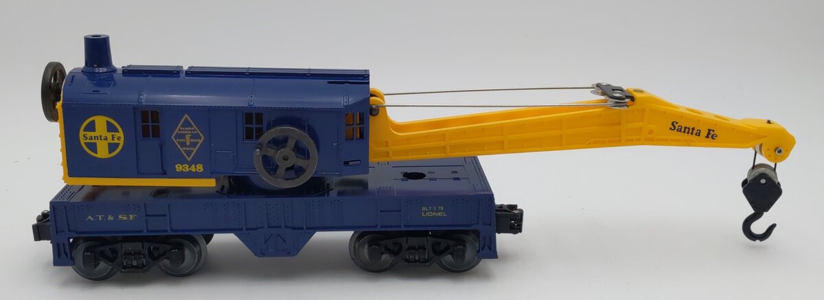 Lionel 6-9348 O Gauge Santa Fe Crane Car NIB