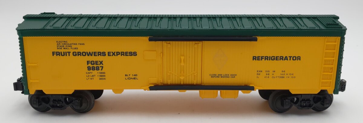 Lionel 6-9887 O Gauge FARR Fruit Growers Express Refrigerator Car #9887 LN/Box