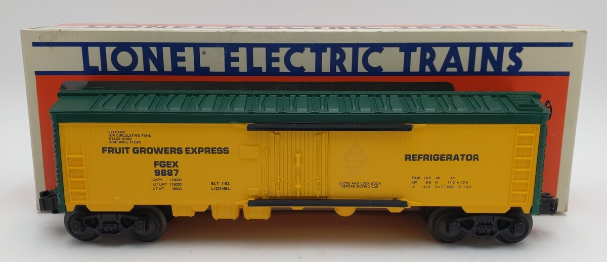 Lionel 6-9887 O Gauge FARR Fruit Growers Express Refrigerator Car #9887 LN/Box