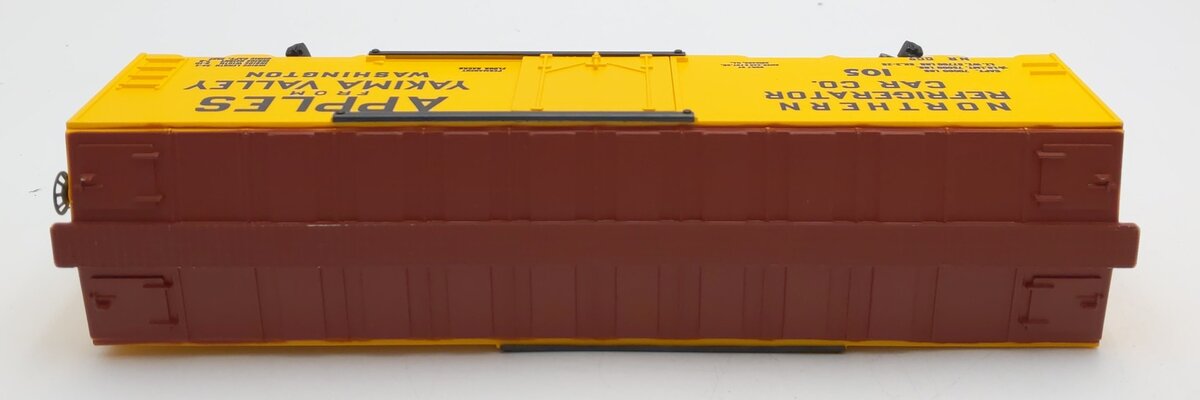 KMT 105 O Gauge Northern Refrigerator Car Co. Reefer Car EX/Box
