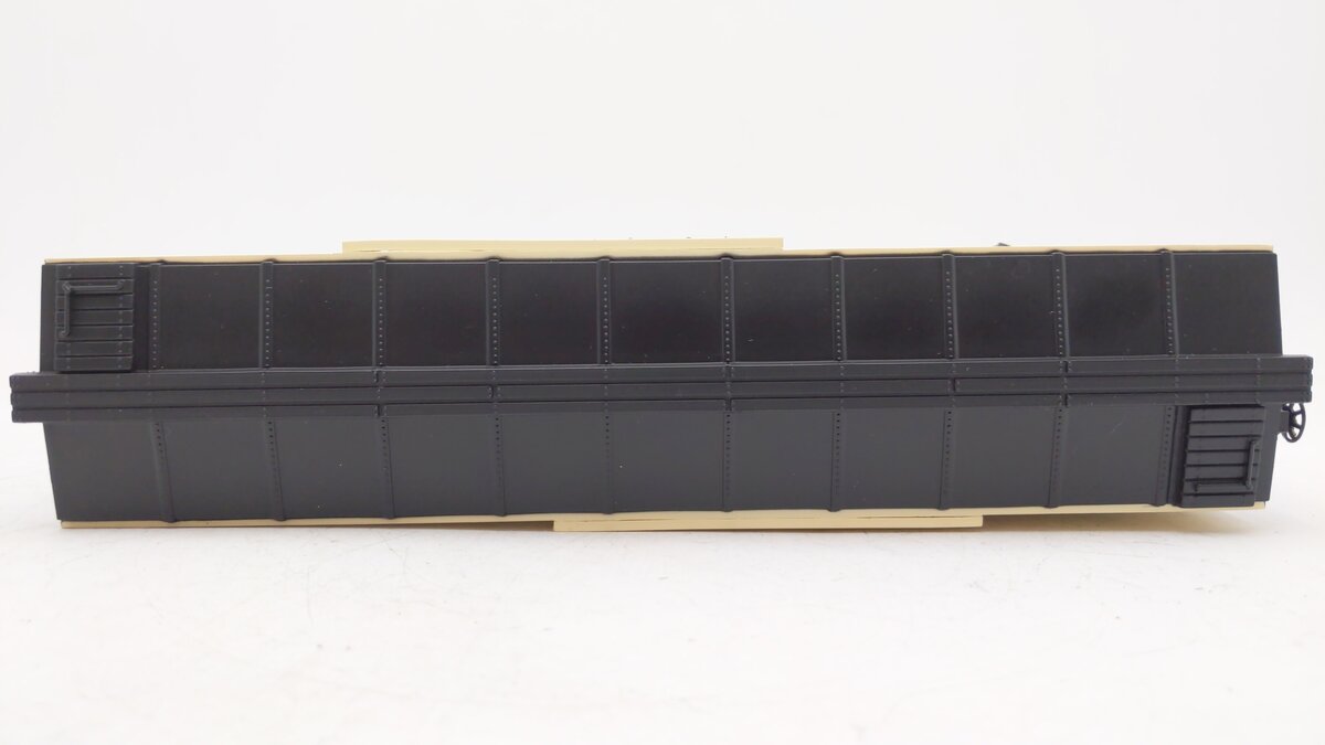 MTH 30-74184 O Gauge New Years 2005 Box Car LN