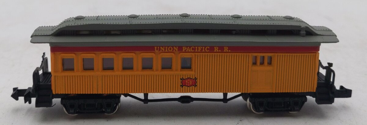 Bachmann 75551 N Union Pacific 47' Old-Time Combine w/Metal Wheels LN/Box