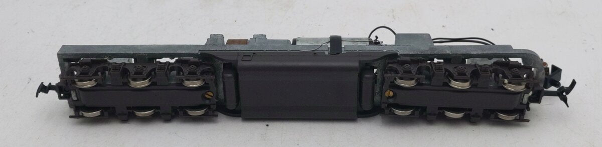 Model Power 923 HO Scale Burlington Northern Powered Diesel Locomotive #9804 VG/Box