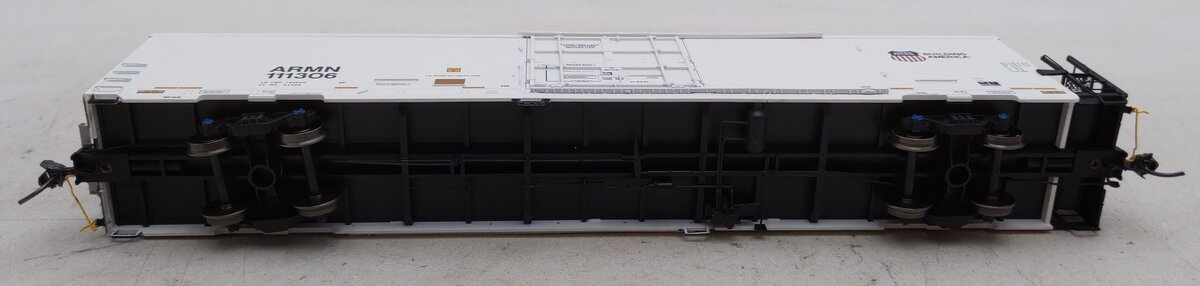 Atlas 20004441 HO Scale Union Pacific 64' Trinity Reefer (White/Black) #111306