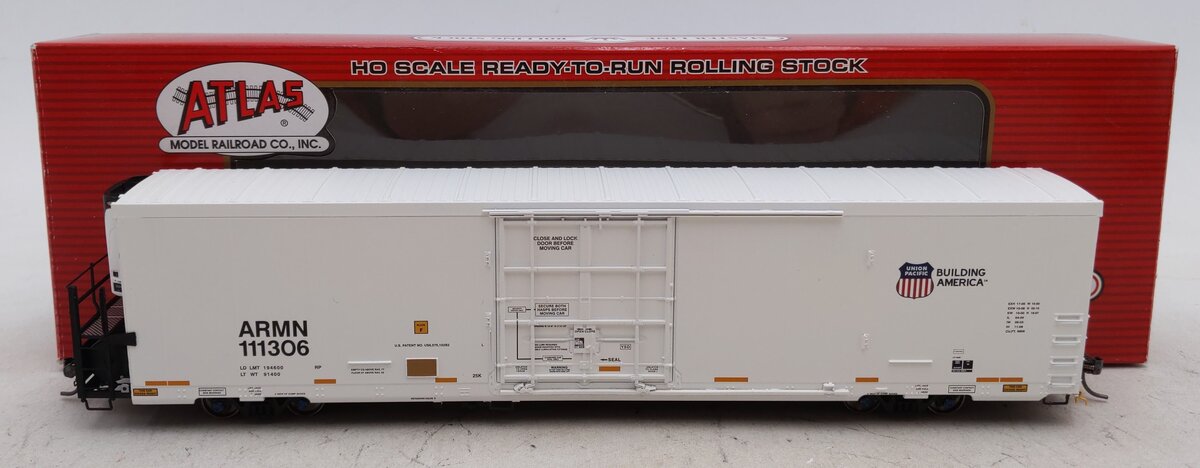 Atlas 20004441 HO Scale Union Pacific 64' Trinity Reefer (White/Black) #111306