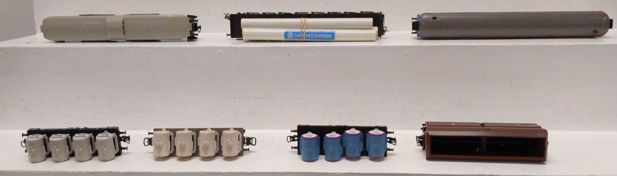 Liliput & Roco HO Scale Assorted Freight Cars [7] EX
