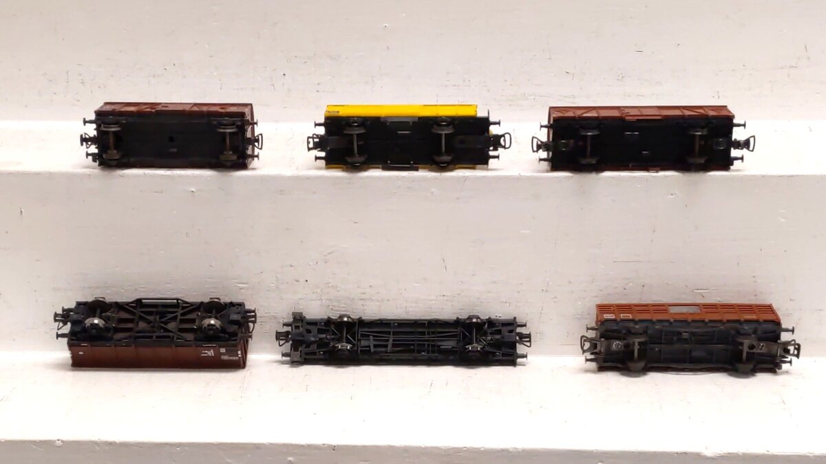 Liliput HO Scale Assorted Austrian Freight Wagons [6] VG