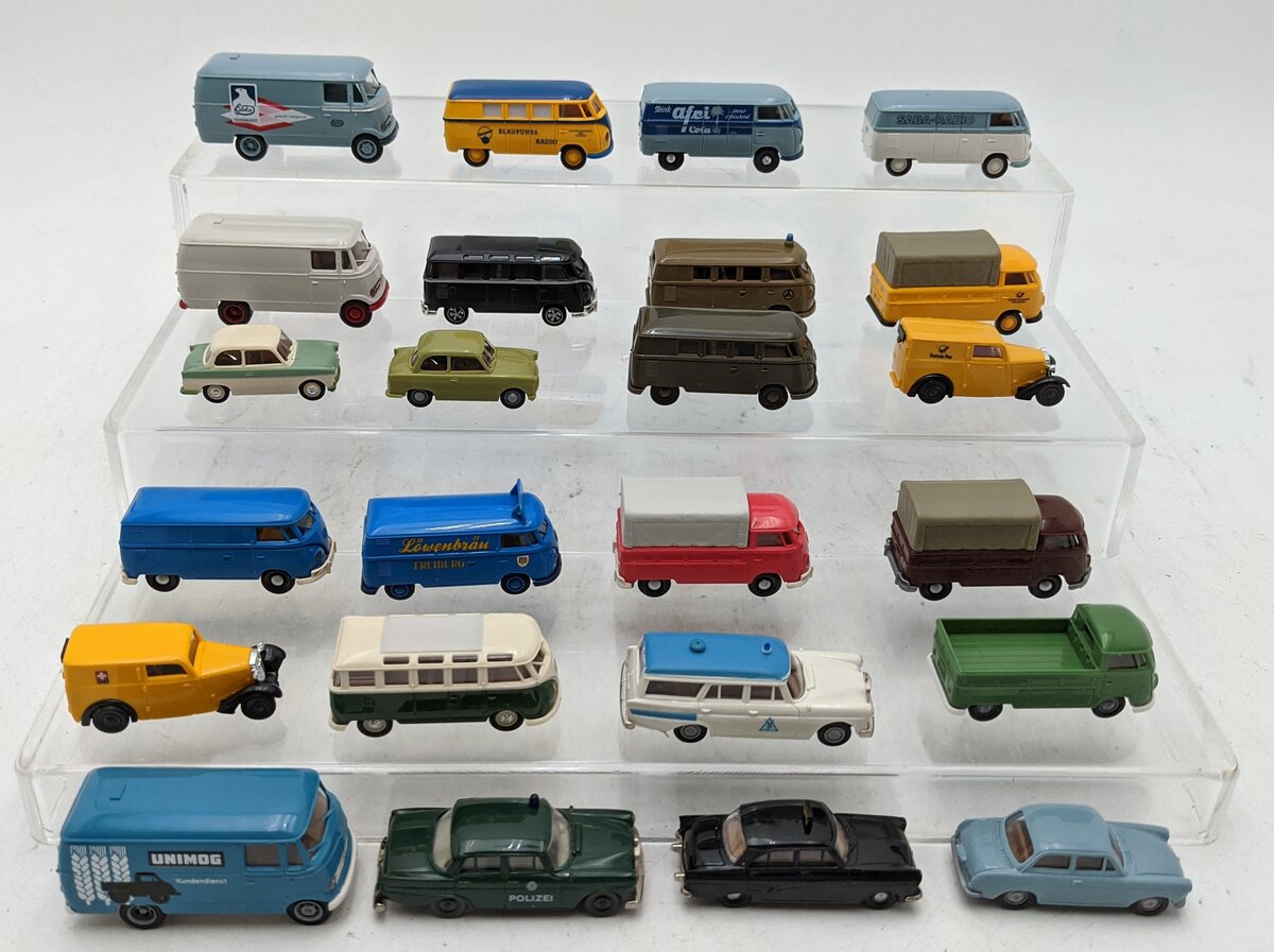 Brekina Automodelle 1:87 Assorted Cars Plastic/Die-Cast Cars [24] EX