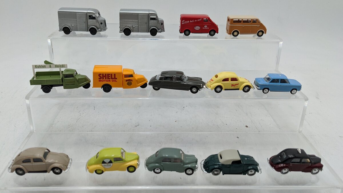 Busch 1:89 HO Scale Assorted Plastic/Diecast Cars [14] EX