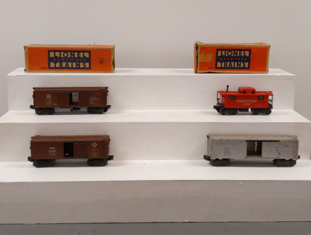 Lionel Vintage O Postwar Freight Cars # 2457, 2458, 6464-1 & X6454 [4] VG