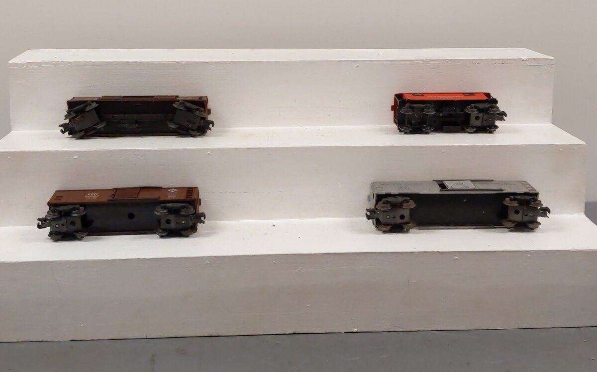 Lionel Vintage O Postwar Freight Cars # 2457, 2458, 6464-1 & X6454 [4] VG