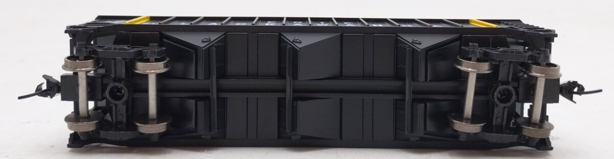 Bowser 42917 HO Erie Lackawanna 70 Ton 12 Panel Triple Hopper Car RTR #33676