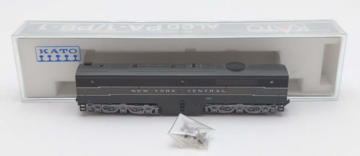 Kato 106-0701 New York Central PB-1 Diesel Locomotive #4301 LN/Box
