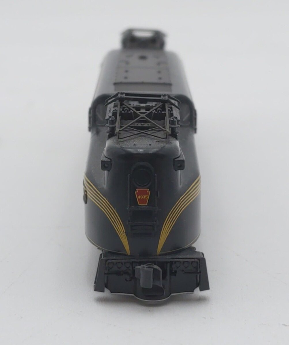 Kato 137-2001 N Scale Pennsylvania Railroad GG-1 Electric Locomotive #4935 EX/Box
