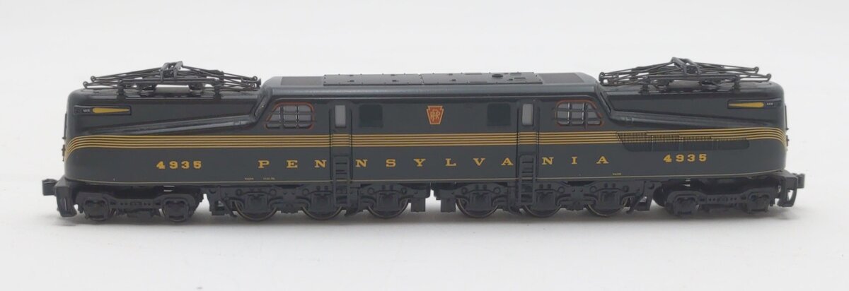 Kato 137-2001 N Scale Pennsylvania Railroad GG-1 Electric Locomotive #4935 EX/Box