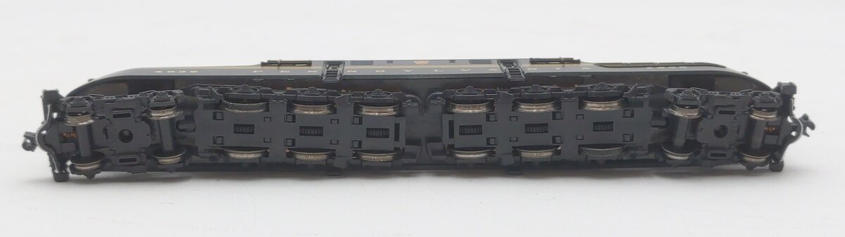 Kato 137-2001 N Scale Pennsylvania Railroad GG-1 Electric Locomotive #4935 EX/Box