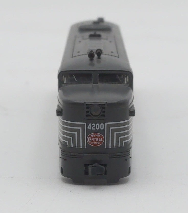 Kato 176-4006 New York Central PA-1 Diesel Locomotive #4200 LN/Box