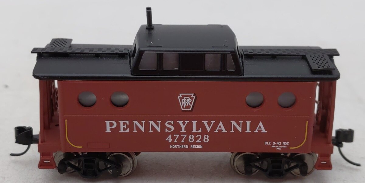 Bowser 38071 N Scale Pennsylvania Caboose #477828