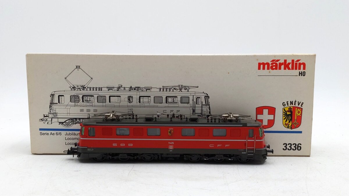 Marklin 3336 HO Scale Serie Ae 6/6 Electric Locomotive EX/Box