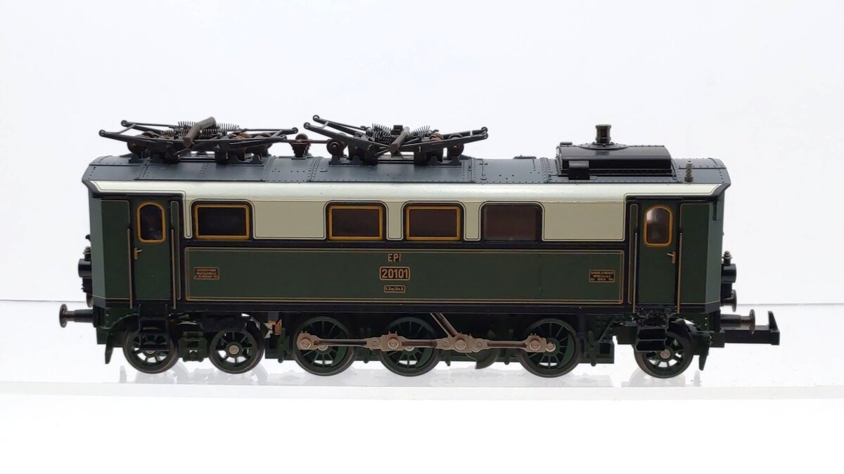 Trix 22420 HO Scale Royal Bavarian State Railway K.Bay.Sts.B. EP 3/6 Locomotive EX/Box