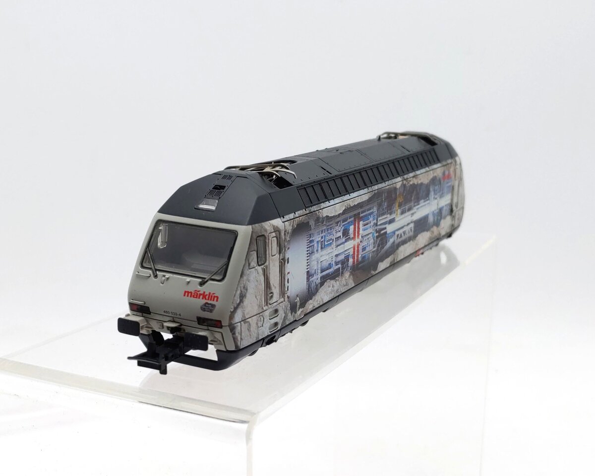 Trix 22734 HO Scale Swiss Federal Railways Series 460 Electric Locomotive #003-4 LN/Box