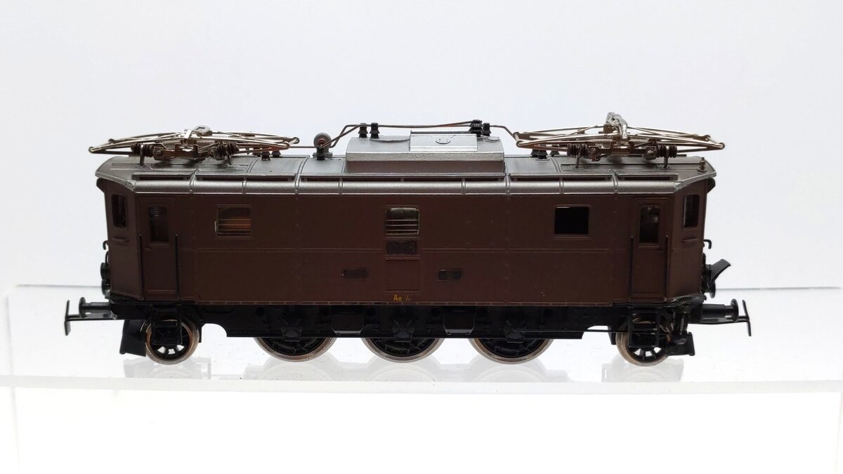 Swimo HO Scale Swiss Federal Railways SBB Ae 3/5 Electric Locomotive #10215 EX/Box