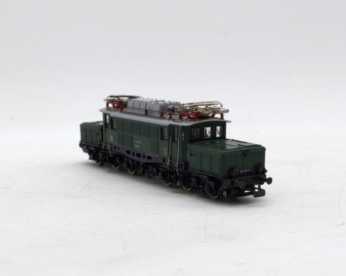 Marklin 8322 HO Scale DB E94-276 Electric Locomotive EX/Box