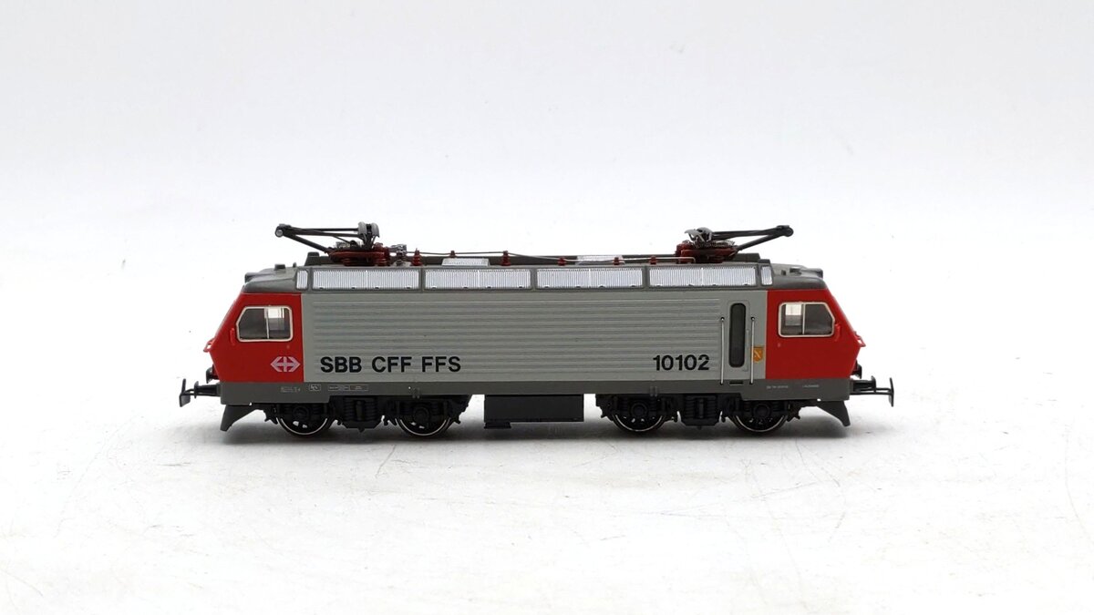 Marklin 8323 HO Scale Swiss Federal Railways Re4/4 IV Electric Locomotive #10102 EX/Box