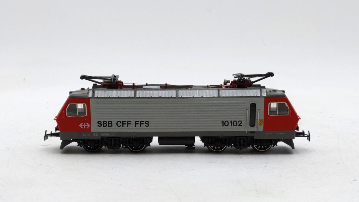 Marklin 8323 HO Scale Swiss Federal Railways Re4/4 IV Electric Locomotive #10102 EX/Box