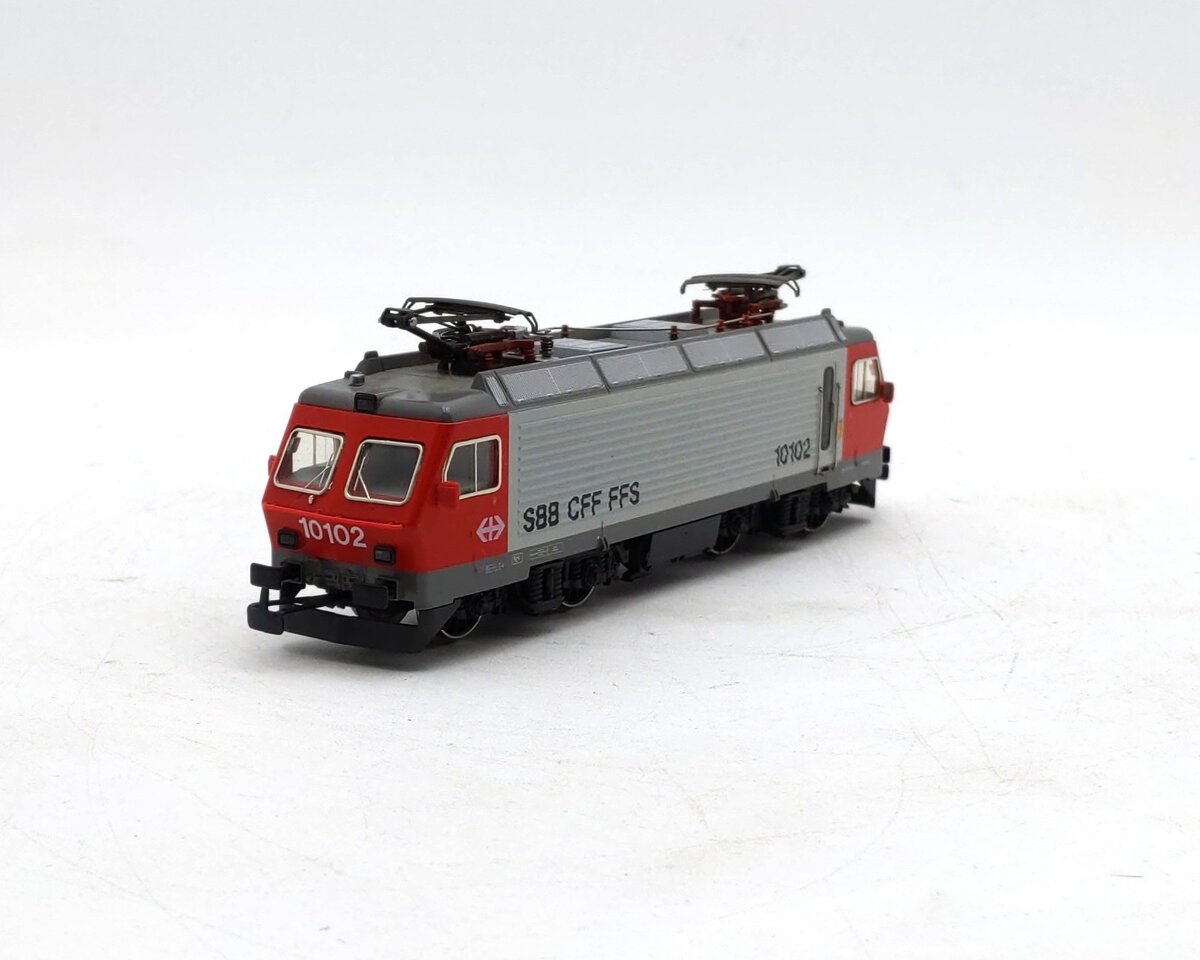 Marklin 8323 HO Scale Swiss Federal Railways Re4/4 IV Electric Locomotive #10102 EX/Box