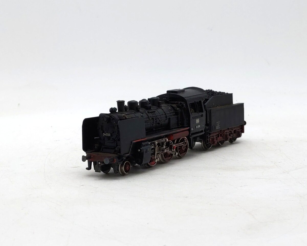 Marklin 8303 HO Scale Deutsche Bundesbahn (DB) 2-6-0 Steam Locomotive -Custom/Box
