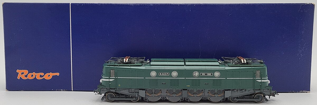 Roco 62470 HO SNCF Electric Locomotive #2D2-9105 LN/Box
