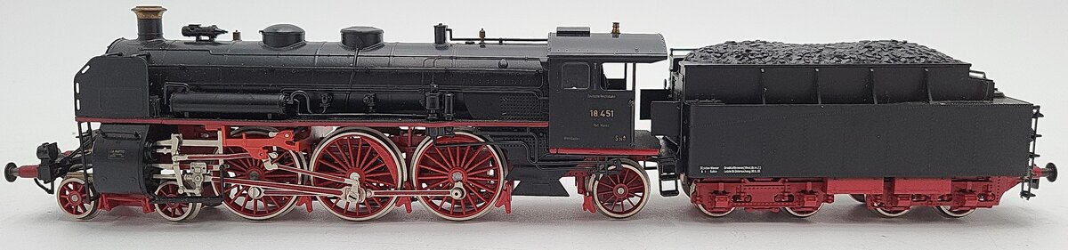 Liliput 1800 HO Scale DR Steam Locomotive #18 451 EX/Box