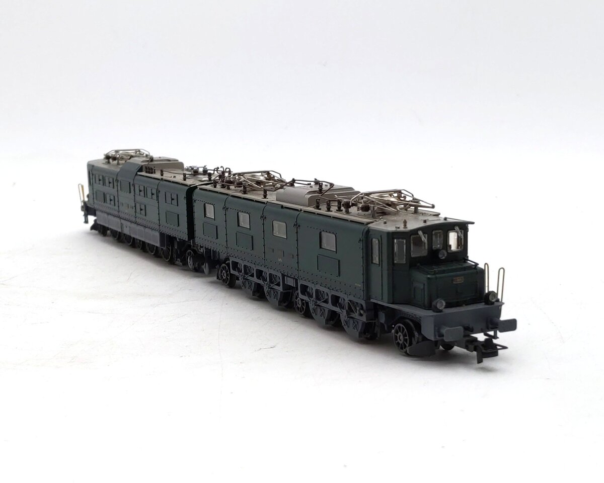 Trix 22580 HO Scale Swiss Federal Railways Ae8/14 Double Electric Locomotive EX/Box
