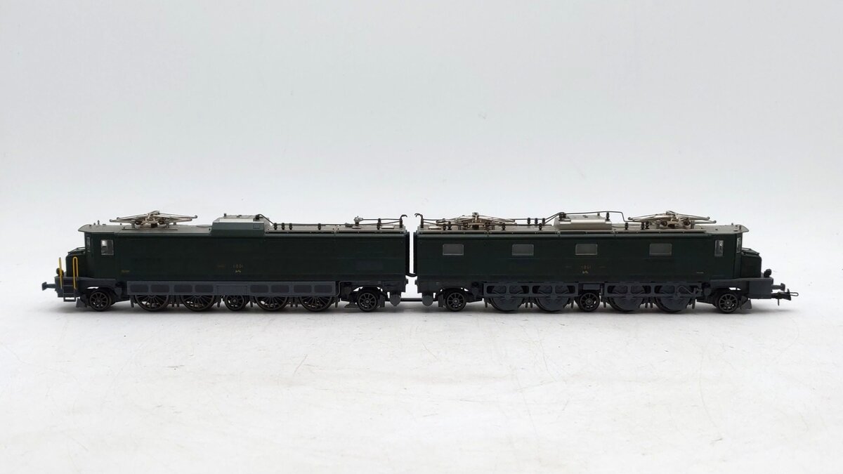 Trix 22580 HO Scale Swiss Federal Railways Ae8/14 Double Electric Locomotive EX/Box