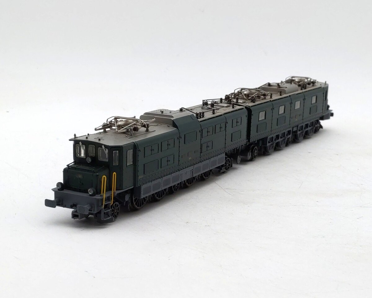 Trix 22580 HO Scale Swiss Federal Railways Ae8/14 Double Electric Locomotive EX/Box