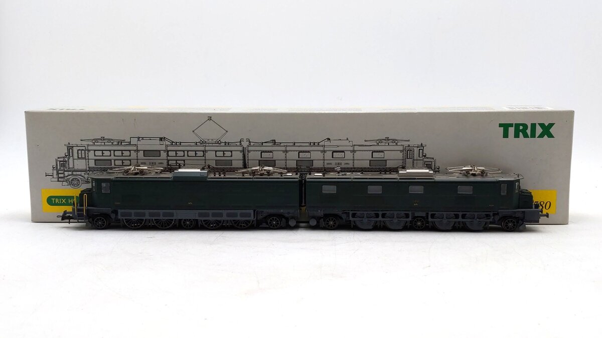 Trix 22580 HO Scale Swiss Federal Railways Ae8/14 Double Electric Locomotive EX/Box