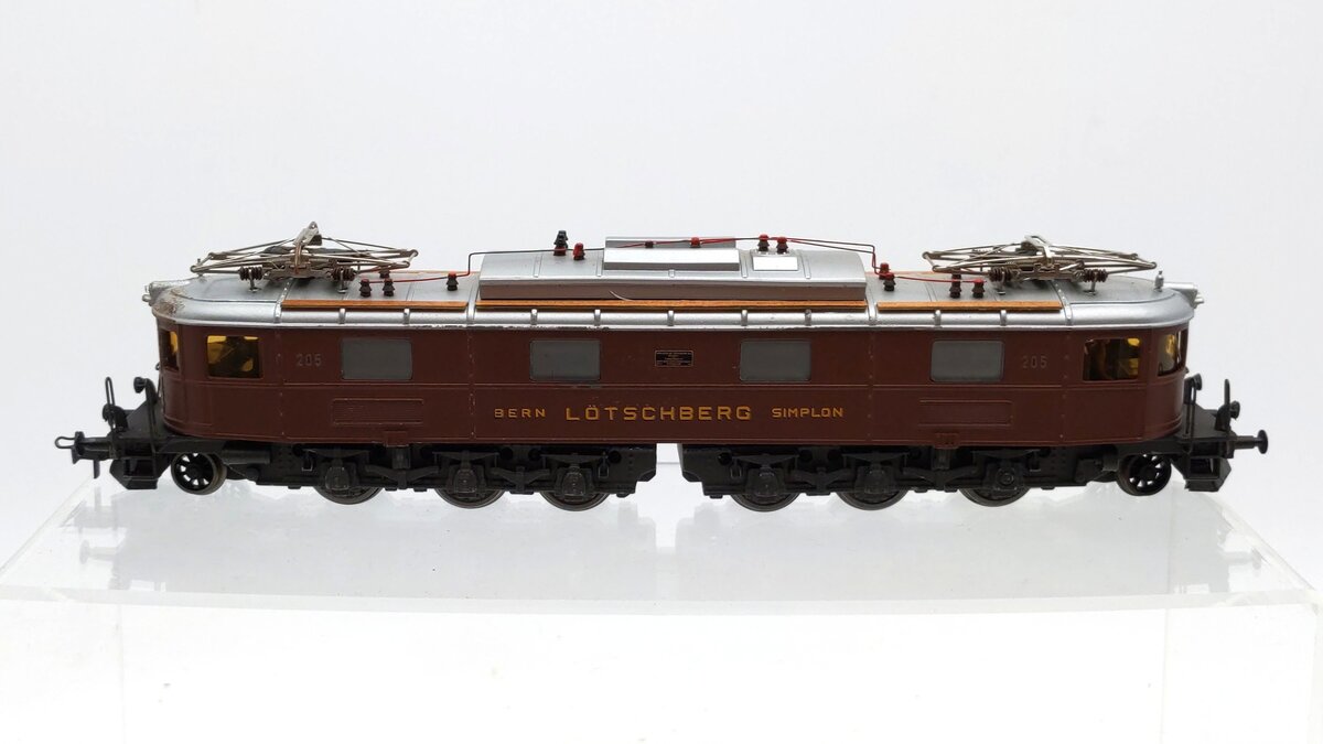 Roxy 000146 HO Scale Bern Lötschberg Simplon Railway BLS Ae 6/8 Locomotive #205 EX/Box