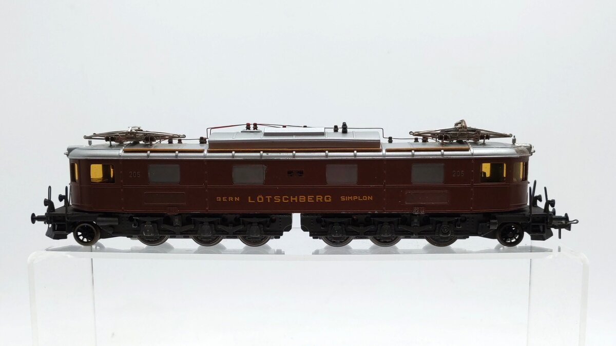 Roxy 000146 HO Scale Bern Lötschberg Simplon Railway BLS Ae 6/8 Locomotive #205 EX/Box