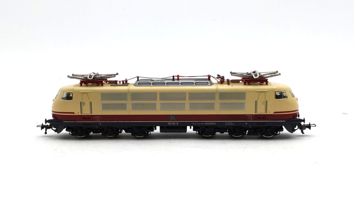 Fleischmann 4375 HO Scale Deutsche Bahn (DB) 103 118-6 Electric Locomotive EX/Box