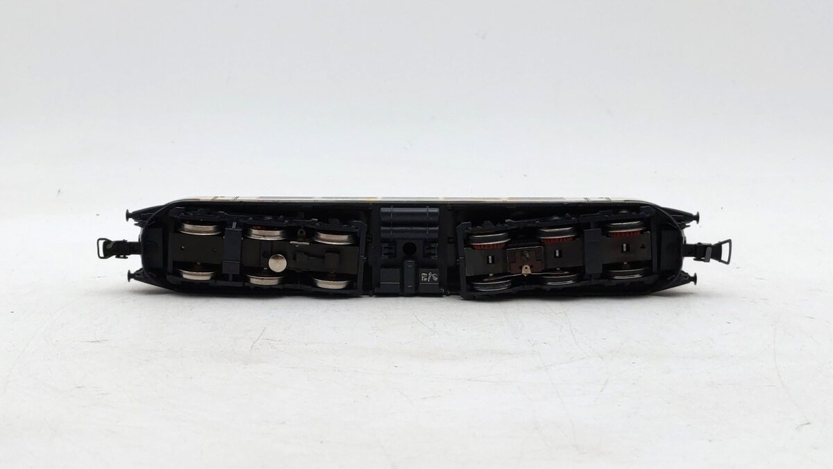Fleischmann 4375 HO Scale Deutsche Bahn (DB) 103 118-6 Electric Locomotive EX/Box
