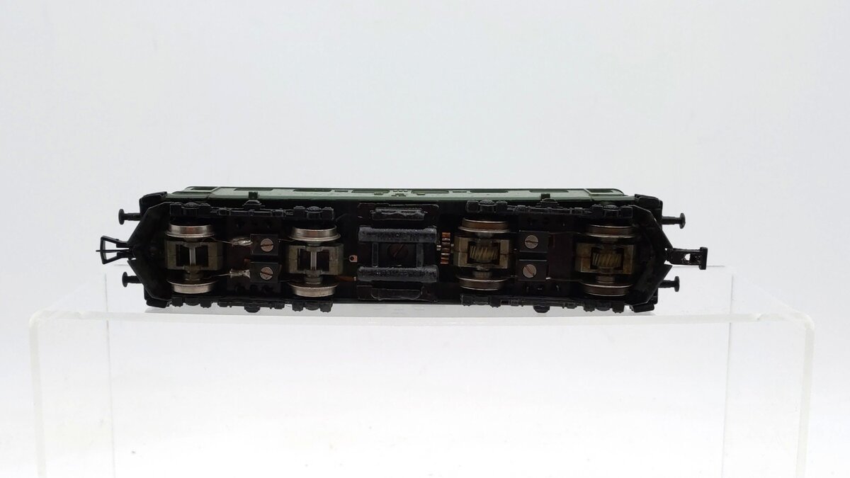 Trix For Rivarossi 21661 HO Scale BLS Swiss Ae 4/4 Electric Locomotive #255 VG