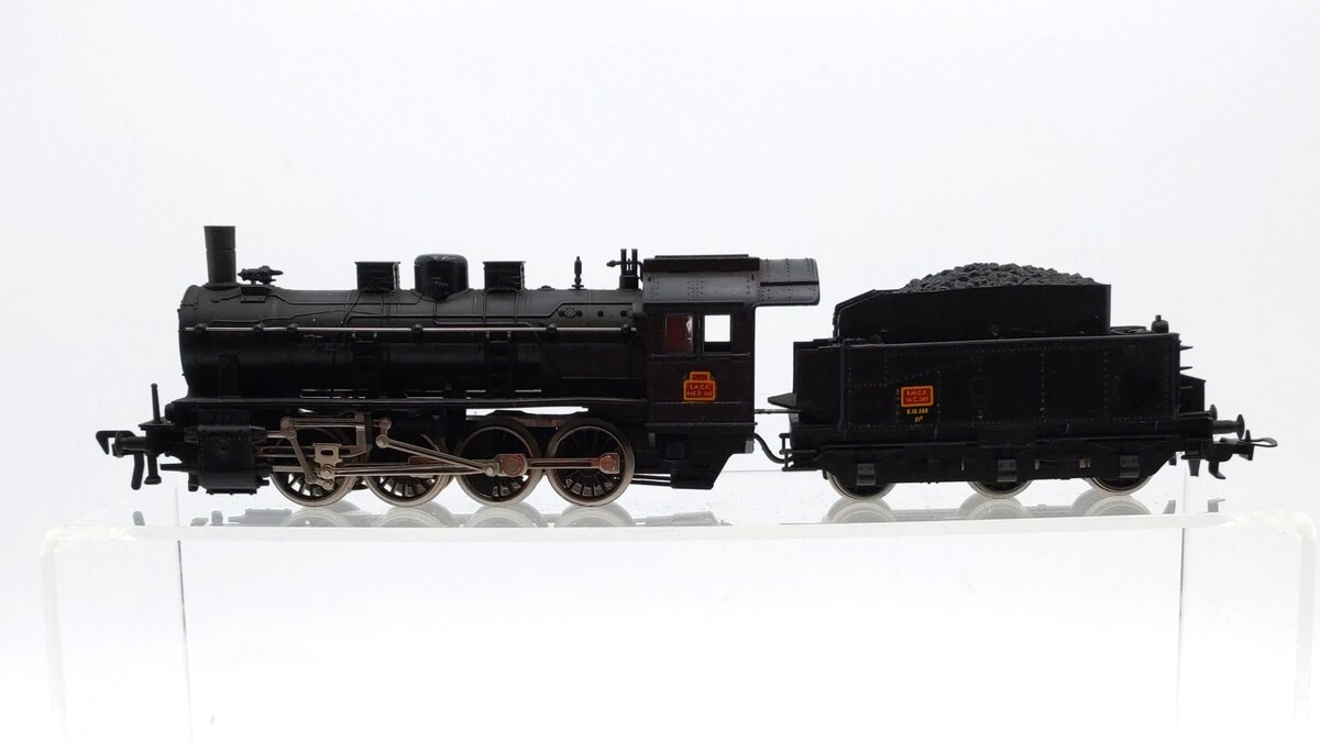 Fleischmann 4146 HO Scale SNCF 0-8-0 Steam Locomotive & Tender #040.D.260 EX