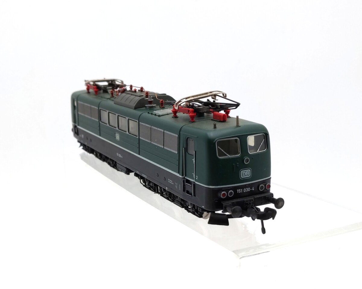Fleischmann 4380 HO Scale Deutsche Bundesbahn Class 151 Electric Locomotive EX/Box