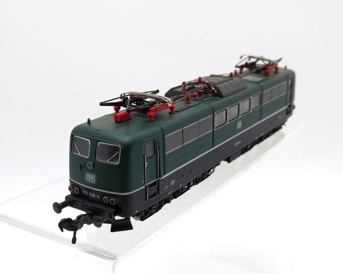 Fleischmann 4380 HO Scale Deutsche Bundesbahn Class 151 Electric Locomotive EX/Box