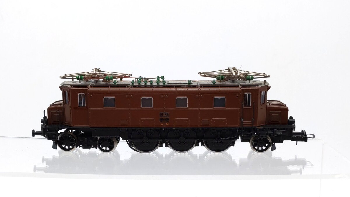 Fleischmann 4345 HO Scale SBB-CFF AE3/6 Electric Locomotive #10648 -Custom/Box