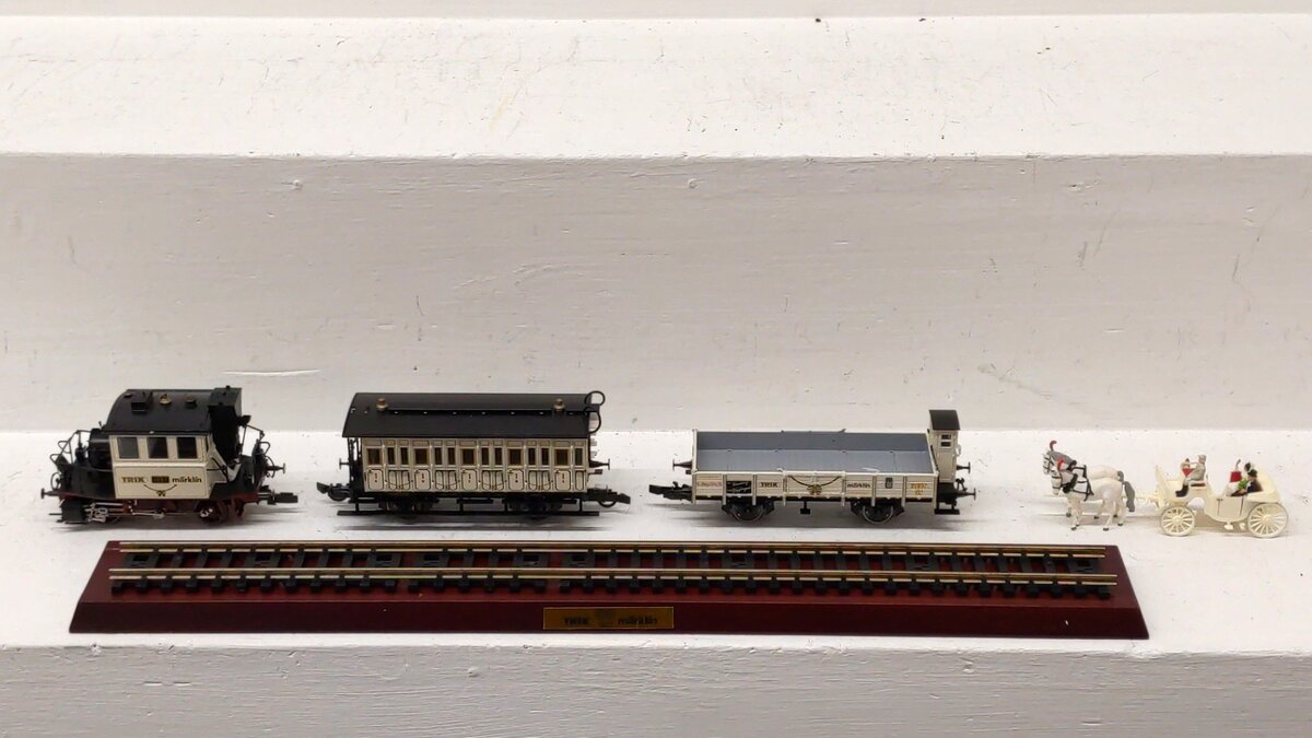 Trix 21221 Wedding HO Gauge Steam Train Set EX/Box