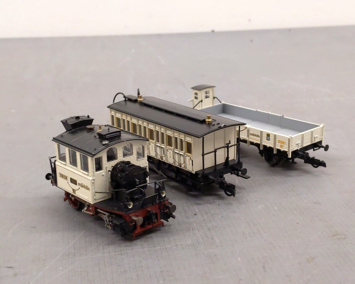 Trix 21221 Wedding HO Gauge Steam Train Set EX/Box