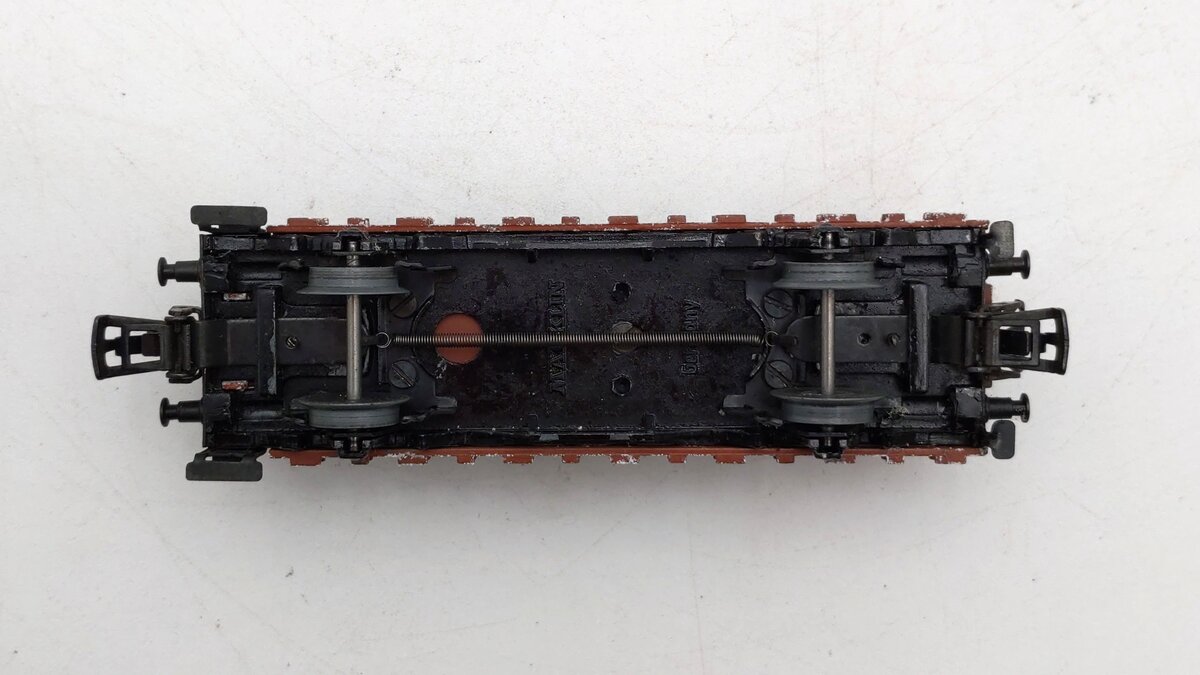Marklin 321G Vintage HO Scale Die Cast Flatcar w/Stakes VG
