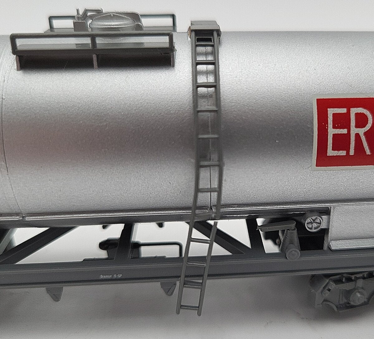 Liliput 225 58 HO Scale SBB Ermefer Tank Car EX/Box